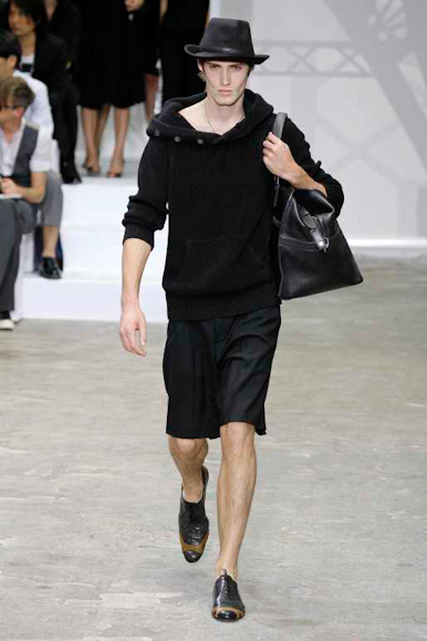 desfiles-lvuitton-parisverao2009menrtw-143