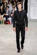 desfiles-lvuitton-parisverao2009menrtw-149