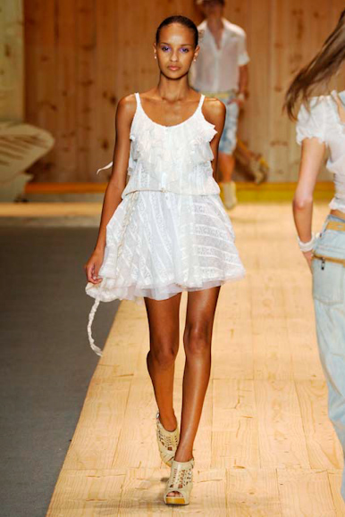 desfile-colcci-sp-verao2009rtw-107