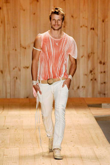 desfile-colcci-sp-verao2009rtw-111