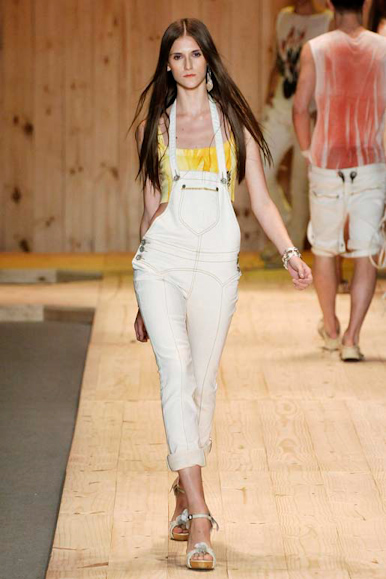 desfile-colcci-sp-verao2009rtw-117