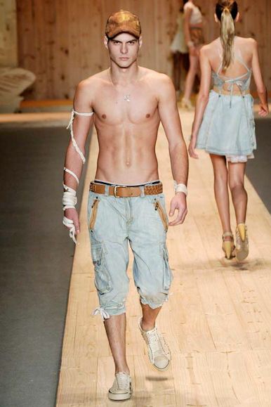 desfile-colcci-sp-verao2009rtw-126