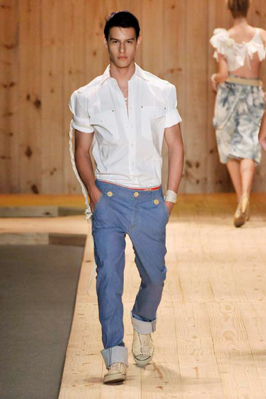 desfile-colcci-sp-verao2009rtw-138