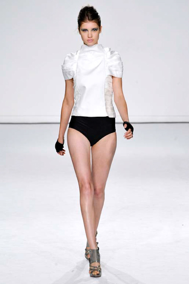 desfile-iodice-spfwverao2009rtw-109