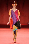 desfile-linovillaventura-spfwverao2009rtw-103