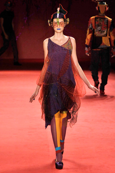 desfile-linovillaventura-spfwverao2009rtw-125