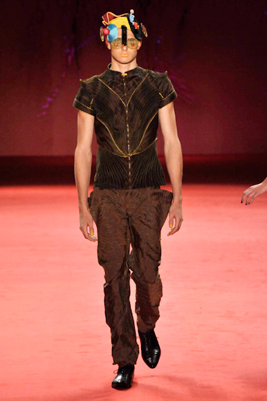 desfile-linovillaventura-spfwverao2009rtw-126