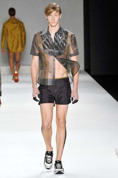 desfile-marioqueiroz-spfwverao2009rtw-102