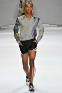 desfile-marioqueiroz-spfwverao2009rtw-106