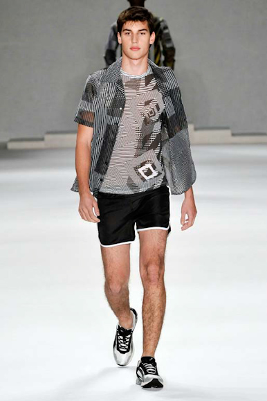 desfile-marioqueiroz-spfwverao2009rtw-107