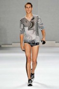 desfile-marioqueiroz-spfwverao2009rtw-110