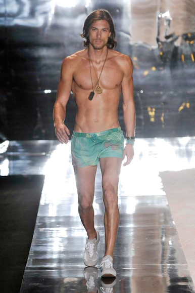 desfile-rosacha-spfwverao2009rtw-125