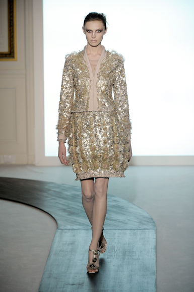 desfiles-valentino-parisinverno2008hc-105