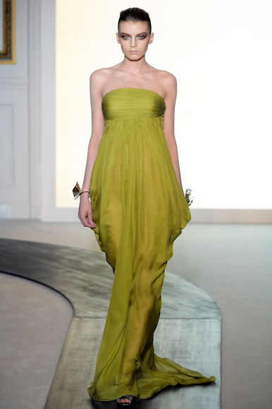 desfiles-valentino-parisinverno2008hc-107