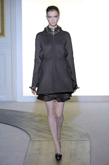 desfiles-valentino-parisinverno2008hc-111