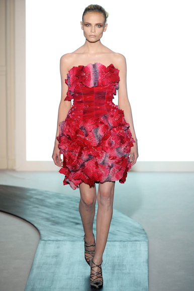desfiles-valentino-parisinverno2008hc-133
