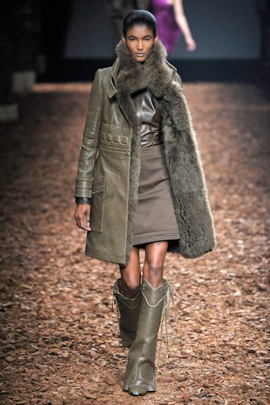 desfiles-givenchy-parisinverno2008hc-102