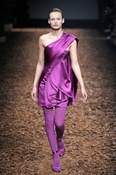 desfiles-givenchy-parisinverno2008hc-103