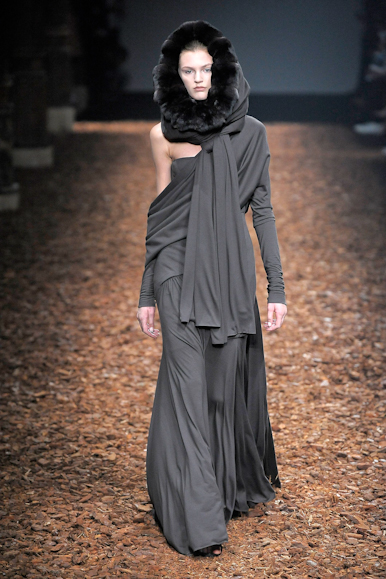 desfiles-givenchy-parisinverno2008hc-108