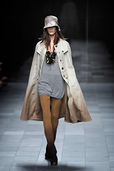 desfile-burberry-milanverao2009rtw-102