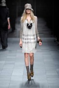 desfile-burberry-milanverao2009rtw-114
