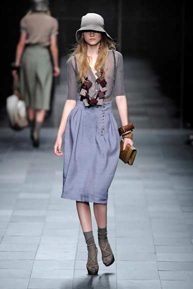 desfile-burberry-milanverao2009rtw-123