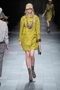 desfile-burberry-milanverao2009rtw-137