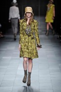 desfile-burberry-milanverao2009rtw-138