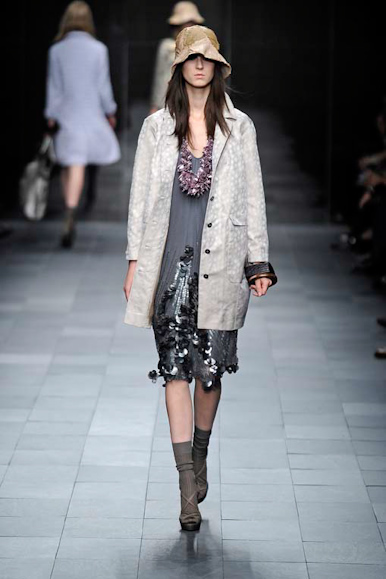 desfile-burberry-milanverao2009rtw-145