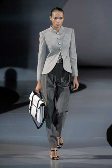 desfile-emporioarmani-milanverao2009rtw-100