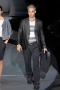 desfile-emporioarmani-milanverao2009rtw-112
