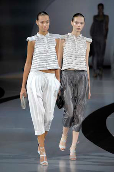 desfile-emporioarmani-milanverao2009rtw-119