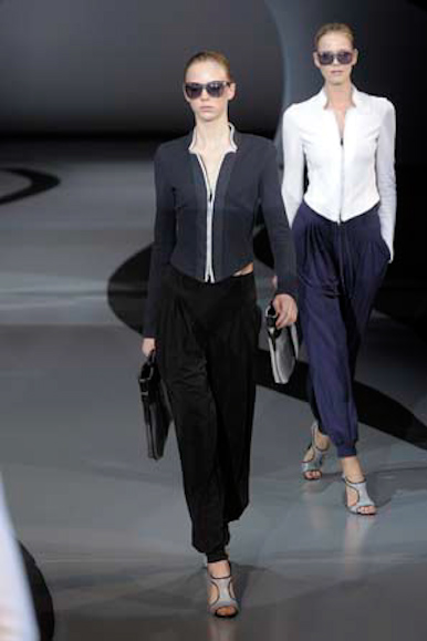 desfile-emporioarmani-milanverao2009rtw-133