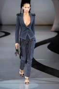 desfile-emporioarmani-milanverao2009rtw-136