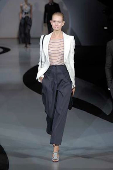 desfile-emporioarmani-milanverao2009rtw-142