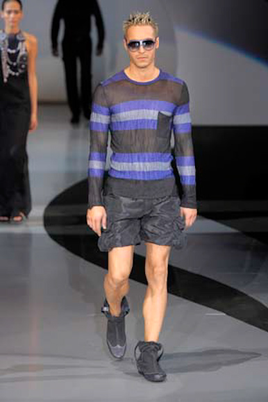 desfile-emporioarmani-milanverao2009rtw-155