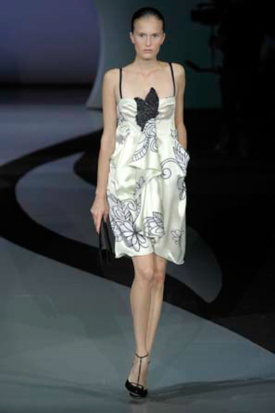 desfile-emporioarmani-milanverao2009rtw-162
