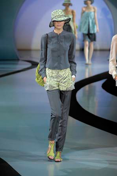 desfile-emporioarmani-milanverao2009rtw-165