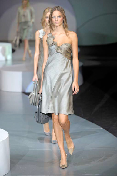 desfile-garmani-milanverao2009rtw-115