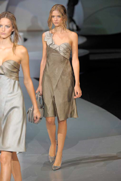 desfile-garmani-milanverao2009rtw-116