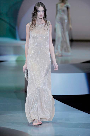 desfile-garmani-milanverao2009rtw-171