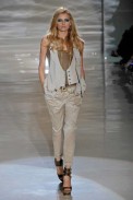 desfile-gucci-milanverao2009rtw-122