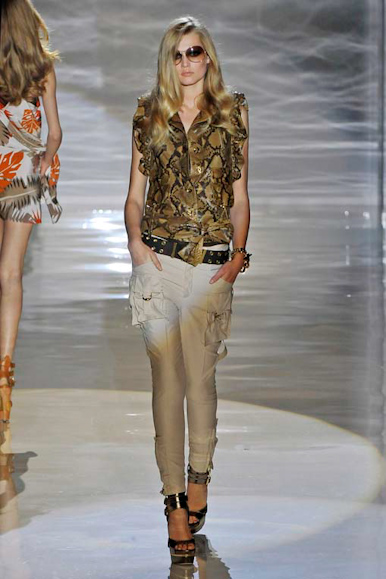 desfile-gucci-milanverao2009rtw-128