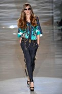 desfile-gucci-milanverao2009rtw-130