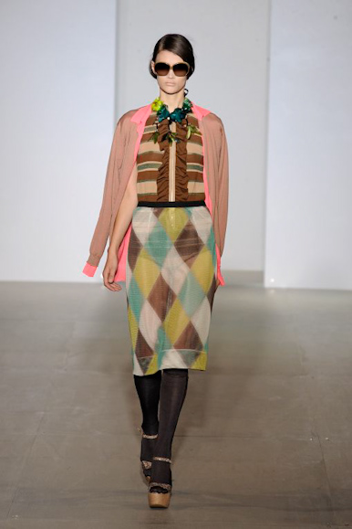 desfile-marni-milanverao2009rtw-126