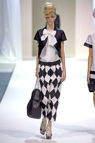 desfile-moschino-milanverao2009rtw-102