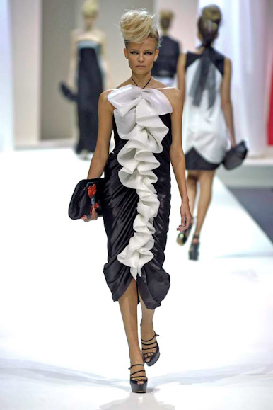 desfile-moschino-milanverao2009rtw-105