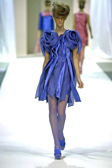 desfile-moschino-milanverao2009rtw-116