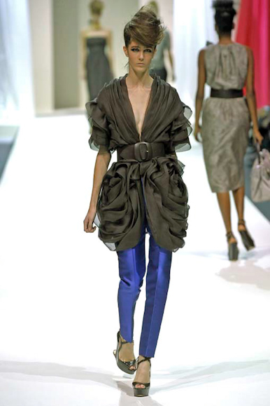 desfile-moschino-milanverao2009rtw-125