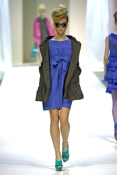 desfile-moschino-milanverao2009rtw-129